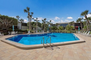 Condo, 2 quartos | Piscina | Piscina externa