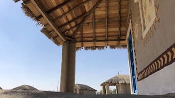 Mud Huts | Exterior detail