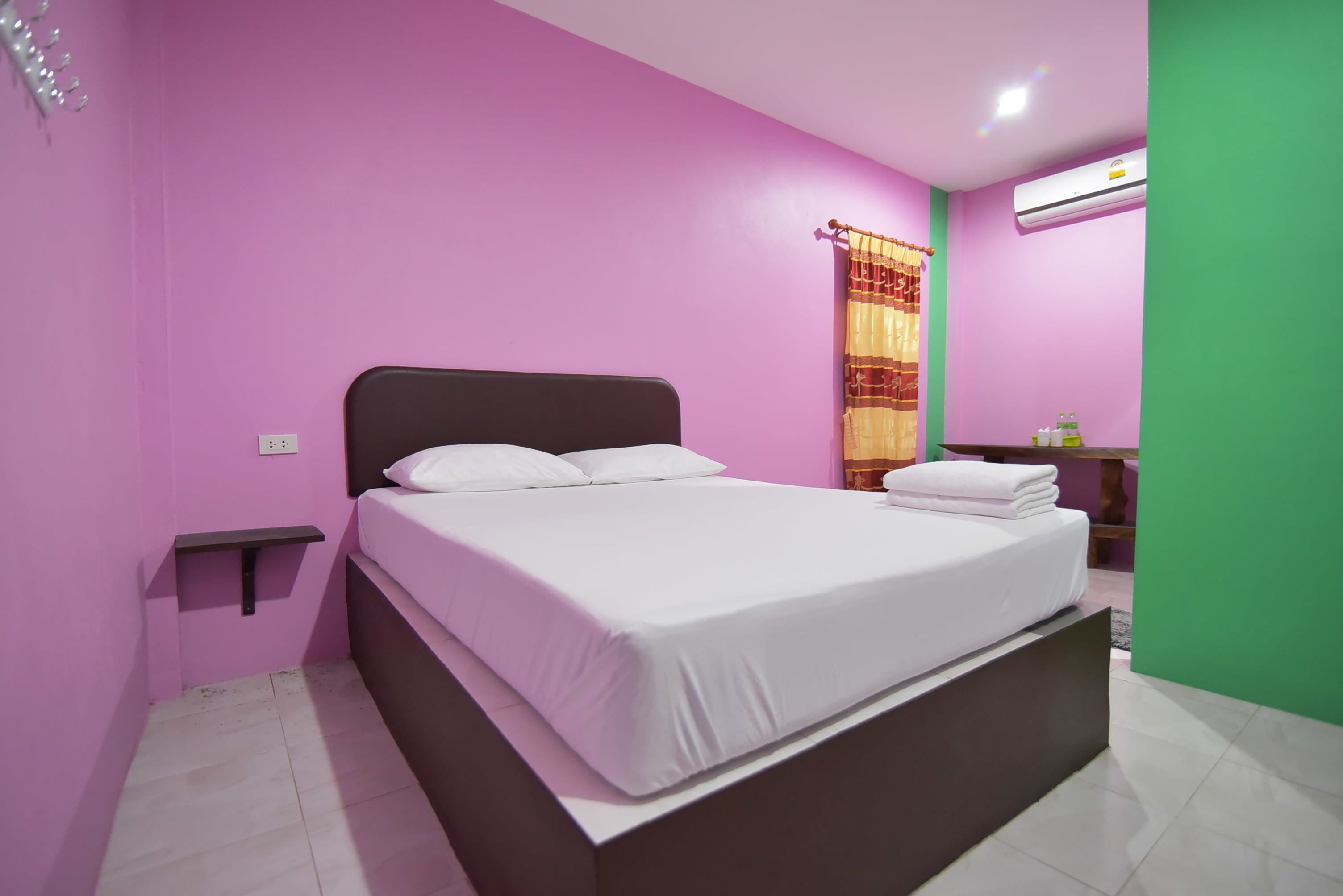 Standard Double Room | Free WiFi