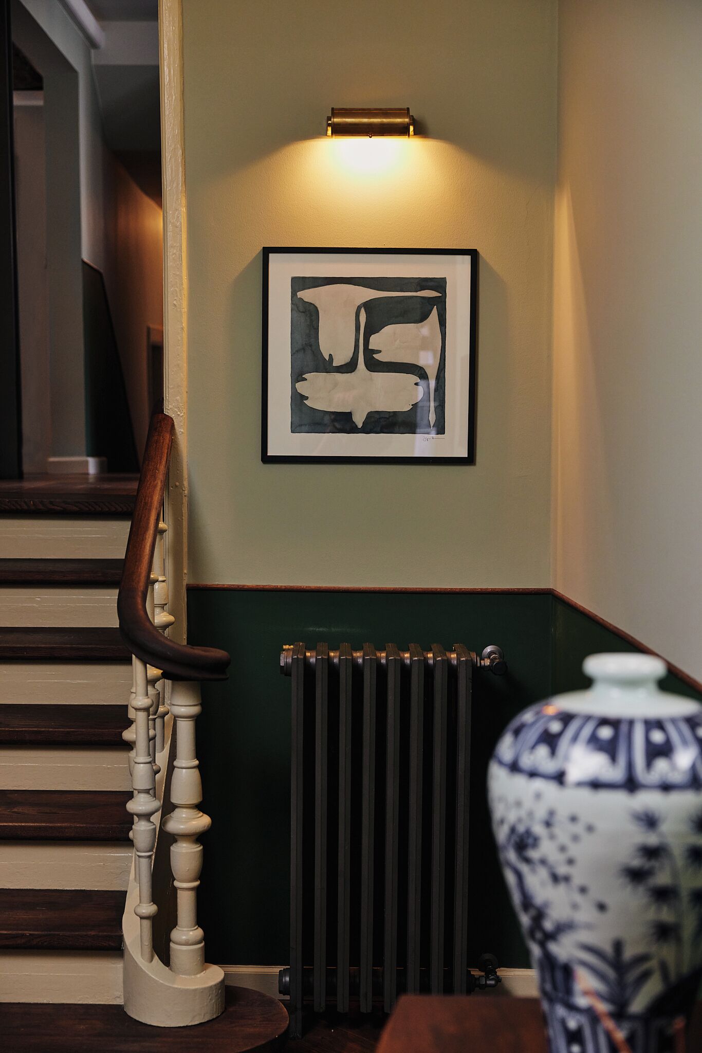 signature apartment, 3 bedrooms, kitchen, park view | living area | flat-screen tv