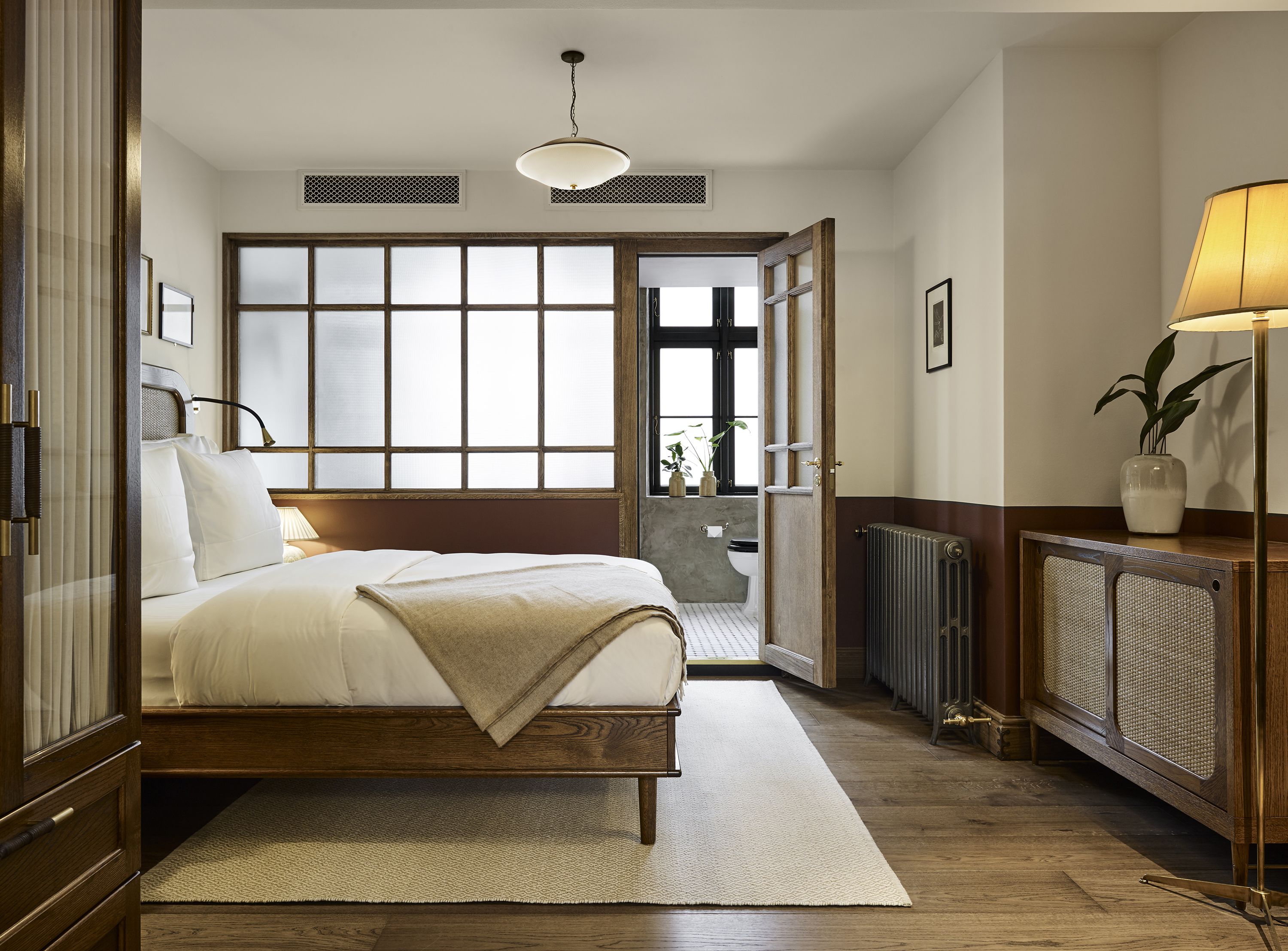 one bedroom suite | 1 bedroom, premium bedding, down duvets, minibar