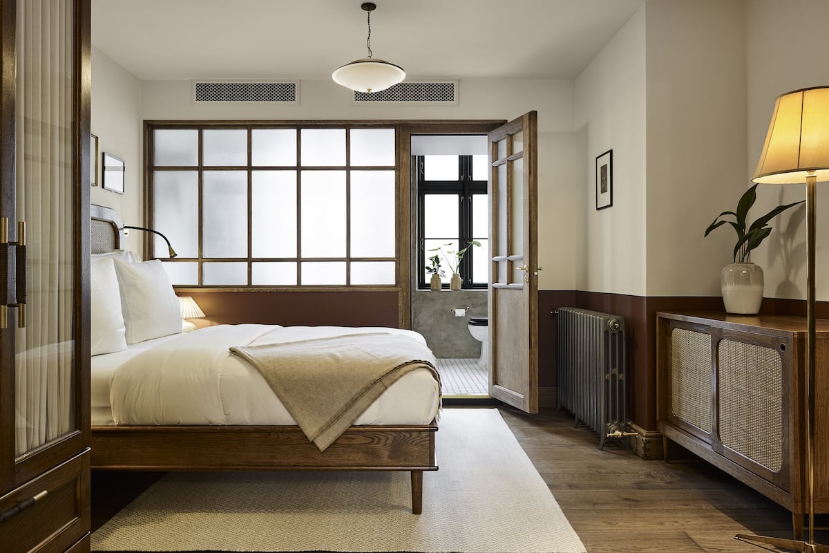 one bedroom suite | 1 bedroom, premium bedding, down duvets, minibar