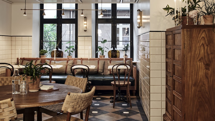 Hotel Sanders