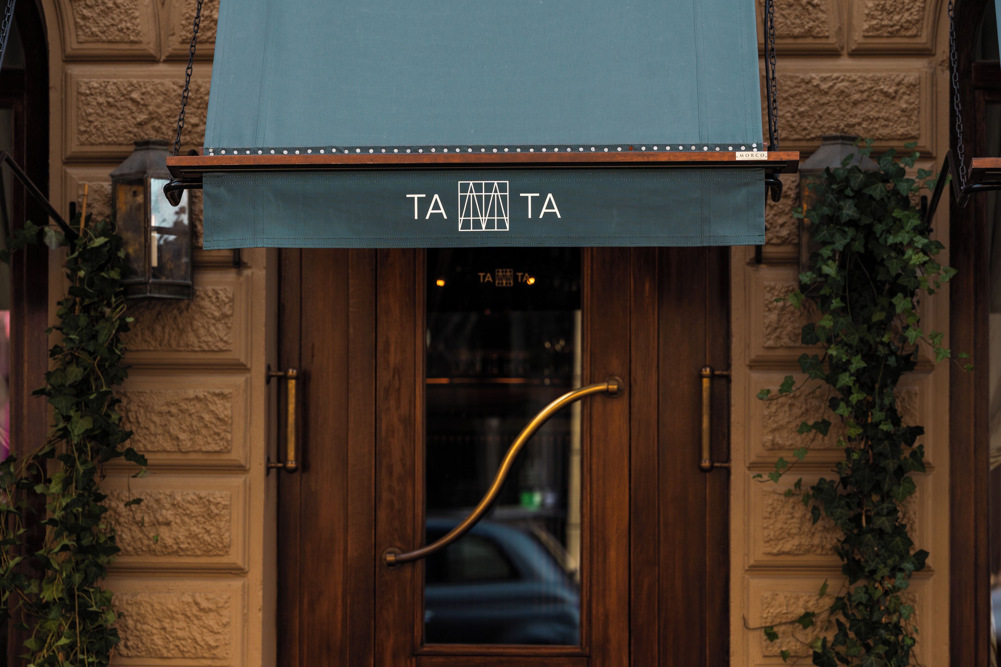 Photo - Hotel Sanders