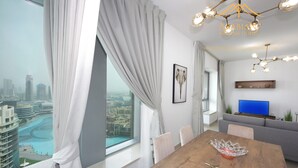 Apartamento | Zona de estar | Una televisión LED
