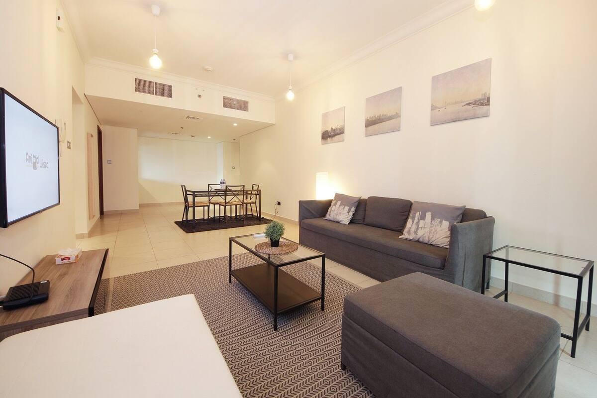 Apartment, 1 Bedroom (2007) | Living area | LED TV