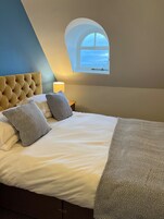 Wifi gratis y ropa de cama