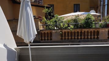 Habitación Deluxe doble, balcón | Balcón