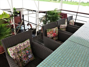 Breakfast, lunch and dinner served - Phocea Cruise Siem Reap to Phnom Penh (Phnom Penh)