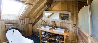 樹林之鑰 - 旅館