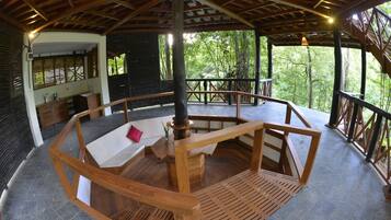 Honeymoon Villa, 1 Double Bed | Living area