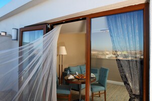 Standard Room | Living area | LCD TV