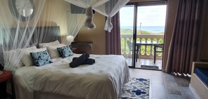 Iron/ironing board, free WiFi, bed sheets - Go Wild Resort (Xai-Xai)