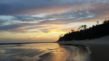 Playa en los alrededores y pesca