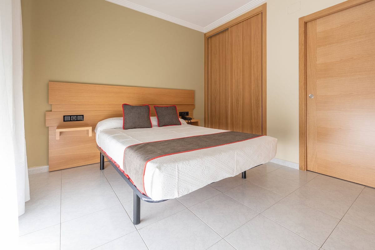 Double Room | Meja, Wi-fi percuma
