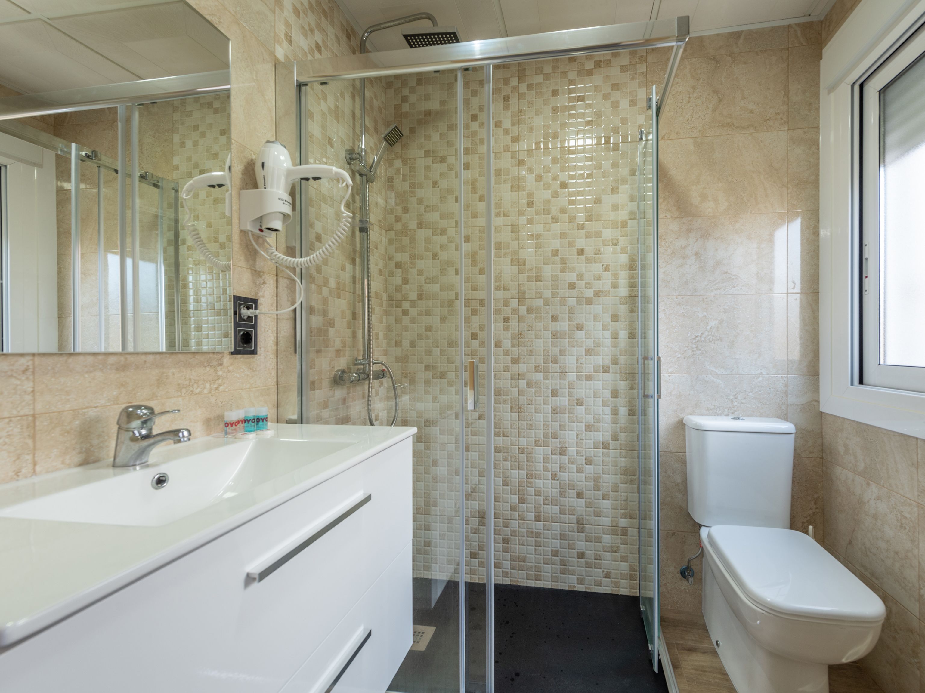 Habitación triple | Baño