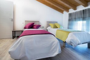 1 bedroom, desk, free WiFi
