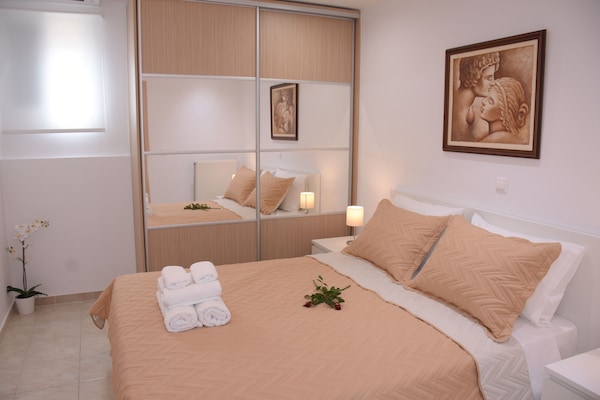 Apartment | 1 bedroom, in-room safe, soundproofing, iron/ironing board