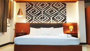 Escrivaninha, Wi-Fi de cortesia, roupa de cama