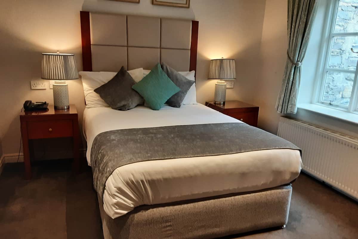 Standard Double Room, 1 Double Bed, Ensuite, Courtyard Area | 1 bedroom, premium bedding, iron/ironing board, free WiFi