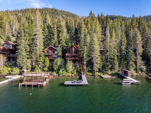 Exterior - Donner Bliss - Remodeled Lakefront Log Cabin on Donner, 180 Views, Dog Friendly, with Private Pier (Truckee)