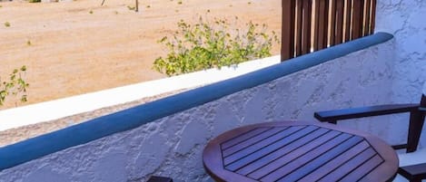 Chambre avec lits jumeaux, vue mer | Vue de la chambre