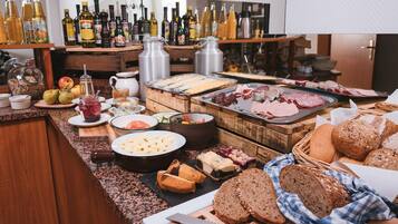 Daily buffet breakfast (EUR 8.00 per person)