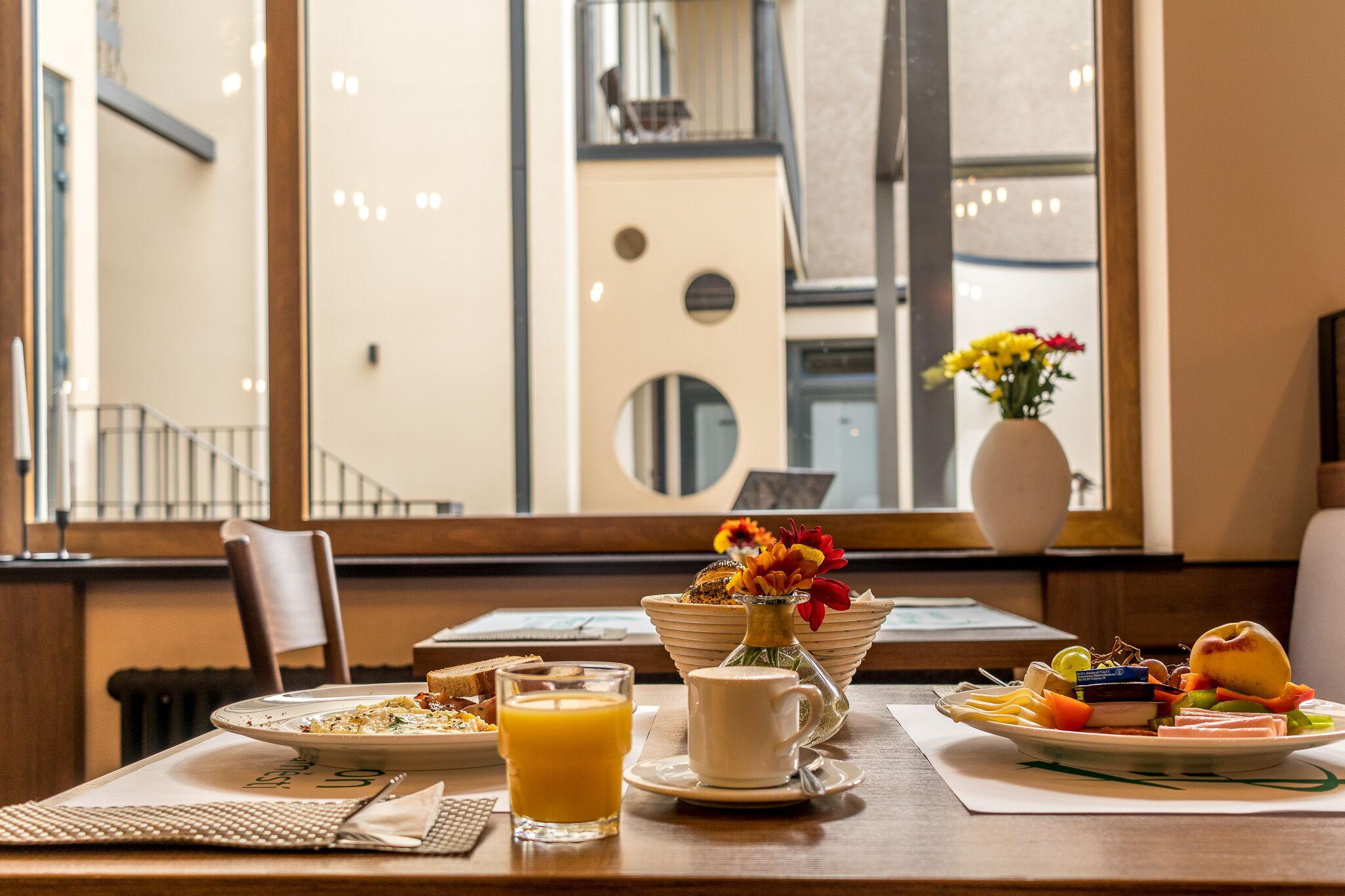 Desayuno continental gratuito y diario