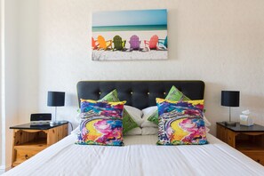 Deluxe Apartment, 1 Bedroom, Ocean View | 1 bedroom, desk, soundproofing, iron/ironing board - Ar Lan Y Mor Seaside Apartment (Aberystwyth)