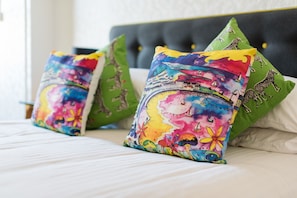 1 habitación, escritorio y insonorización