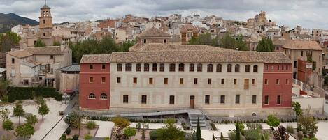 Enceinte de lâhĂ©bergement