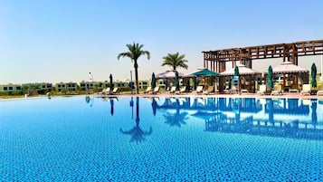 Indoor pool, outdoor pool
