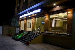 Ngoại thất
