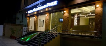 Hotel Gulmohar Pride