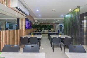Restaurant - Hotel Suite Del Parque (Medellín)