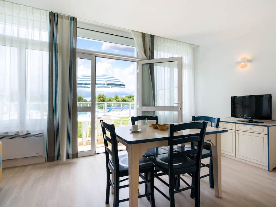 Appartement 4 personnes - 1 chambre - Terrasse ou balcon | Area keluarga | TV layar datar