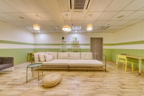 Living area - Hostel Terminal Adler (Sochi)