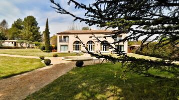 DĂ©tail de lâextĂ©rieur