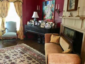 Interior detail - Governor's Bed and Breakfast (Milton)