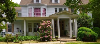 Governor's Bed and Breakfast