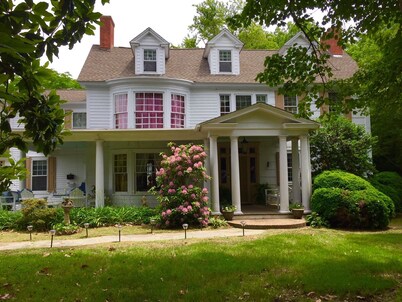 Governor's Bed and Breakfast