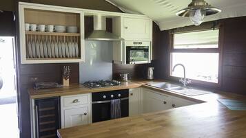 Safari Tent 3 Bedrooms | Private kitchen | Electric kettle
