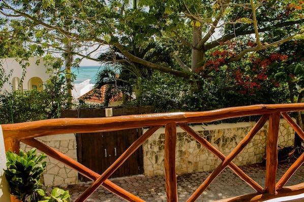 Double Room | In-room safe, desk, blackout curtains, soundproofing - Casa Azul Maya (Isla Mujeres)