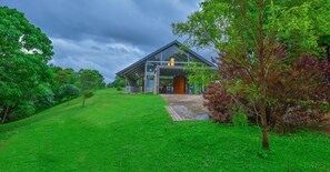 Garden - Bogala Village Eco Resort (Kotiyakumbura)