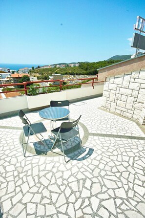 View from property - Hotel Kleopatra (Ulcinj)