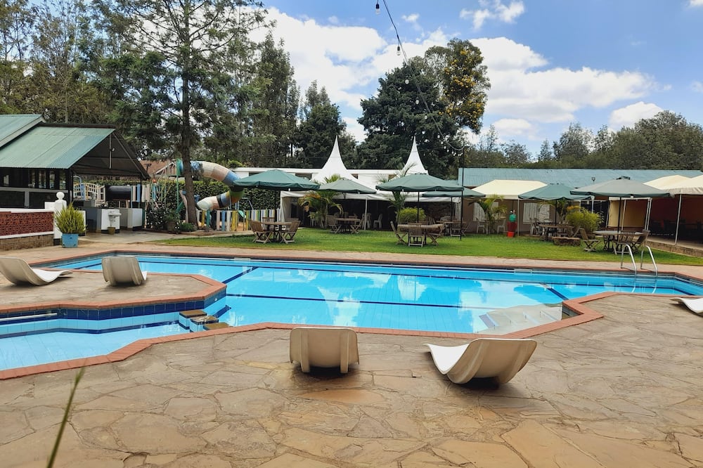 ROYALE KAREN HOTEL