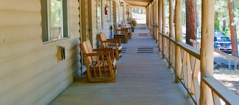 Pendaries Village Lodge