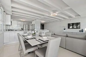 Apartment, 3 Bedrooms | Living area