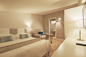 미니바, 책상, 무료 유아용 침대, 무료 WiFi