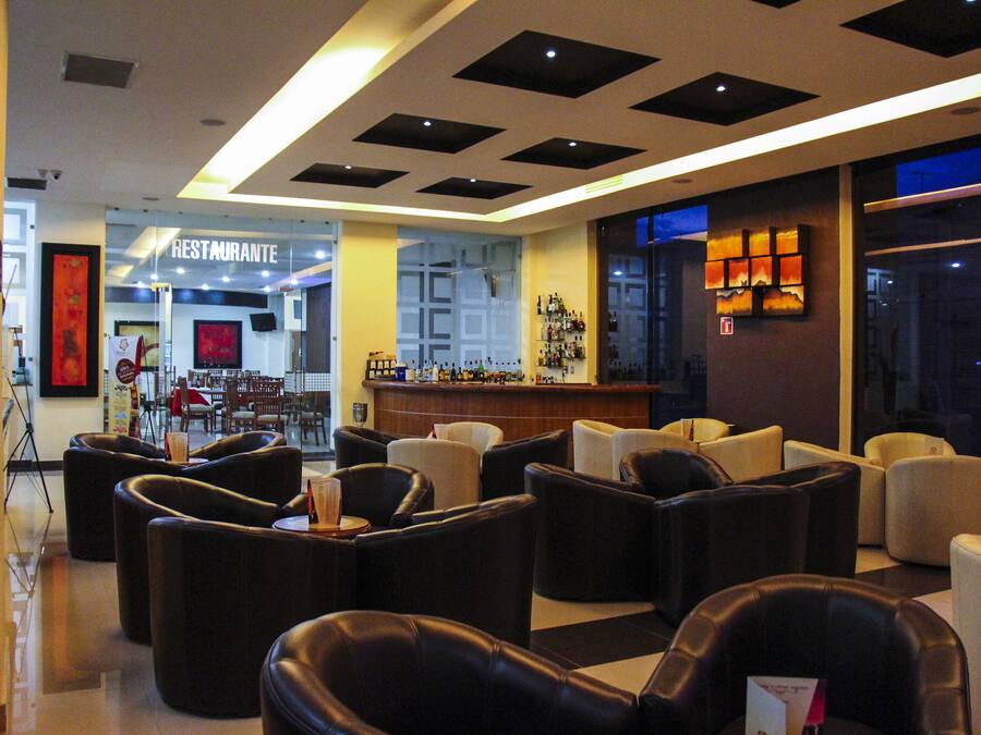 Bar (en la propiedad)